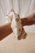 kremowa scrunchie.jpg