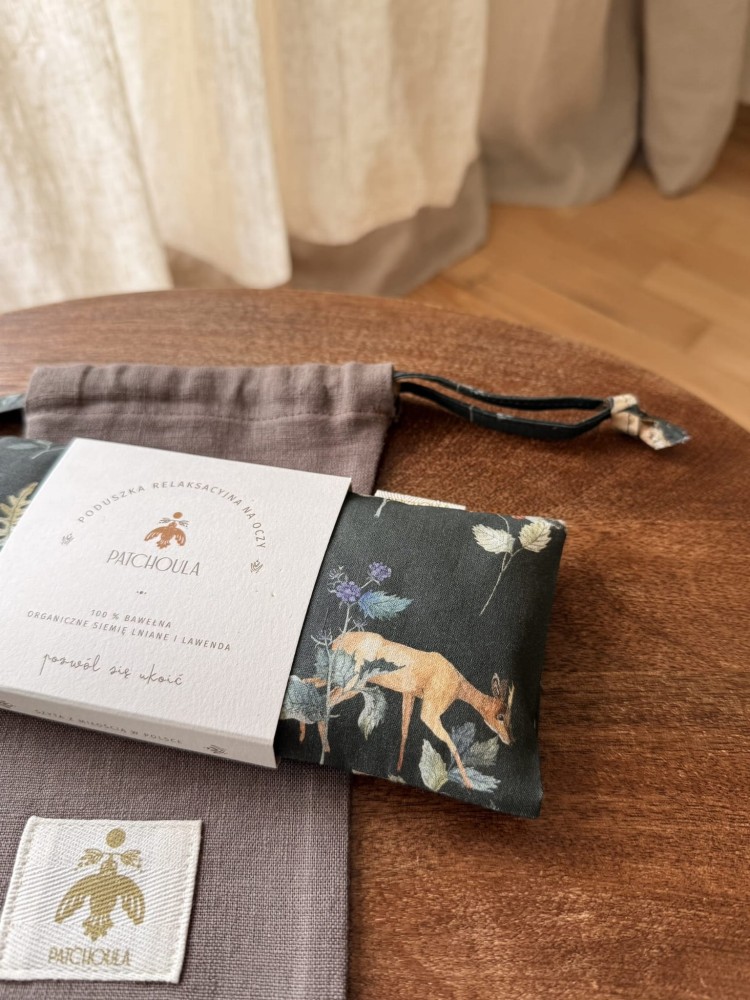 Bawełniana poduszka w leśny wzór.jpeg